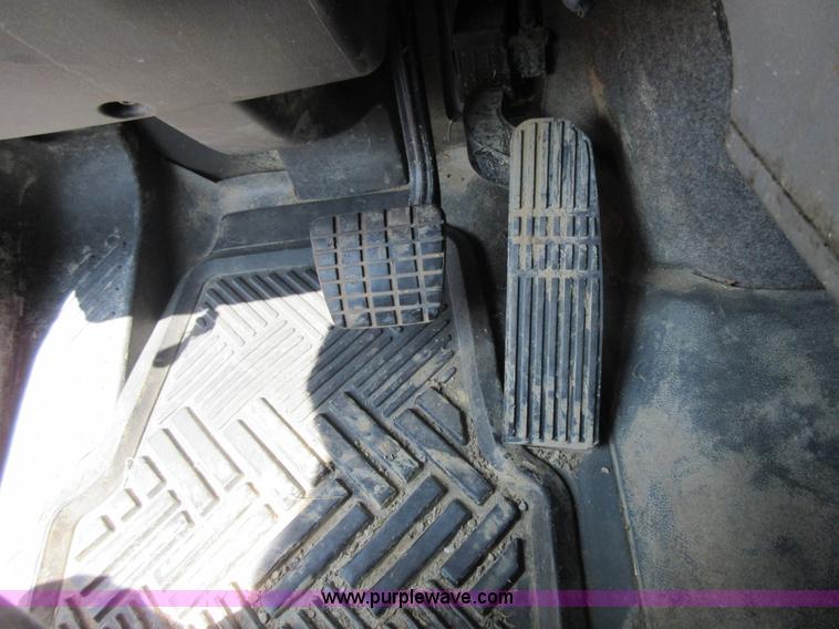 image for item I2014 2008 Freightliner Business Class M2 refuse truck