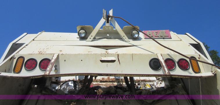 image for item I2014 2008 Freightliner Business Class M2 refuse truck