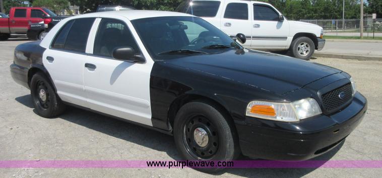 image for item I2021 2008 Ford Crown Victoria Police Interceptor
