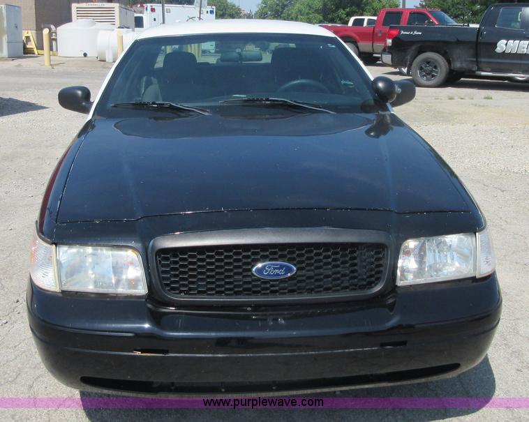 image for item I2021 2008 Ford Crown Victoria Police Interceptor