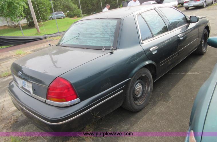 image for item I2031 1998 Ford Crown Victoria Police Interceptor