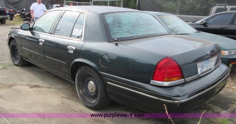 image for item I2031 1998 Ford Crown Victoria Police Interceptor