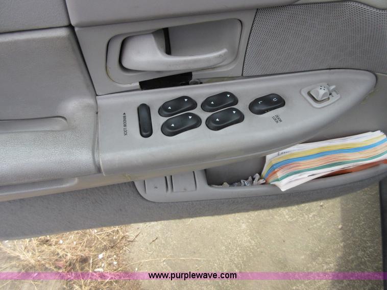 image for item I2031 1998 Ford Crown Victoria Police Interceptor