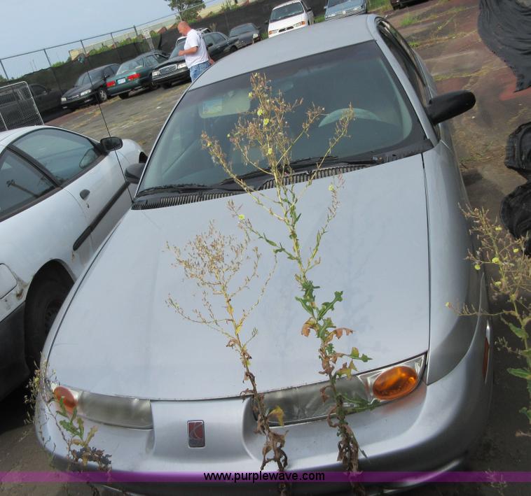 image for item I2032 2002 Saturn SL SL1