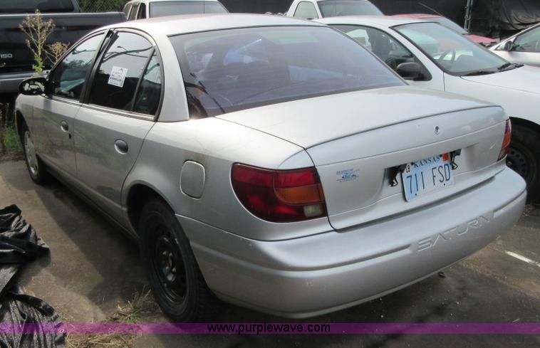 image for item I2032 2002 Saturn SL SL1
