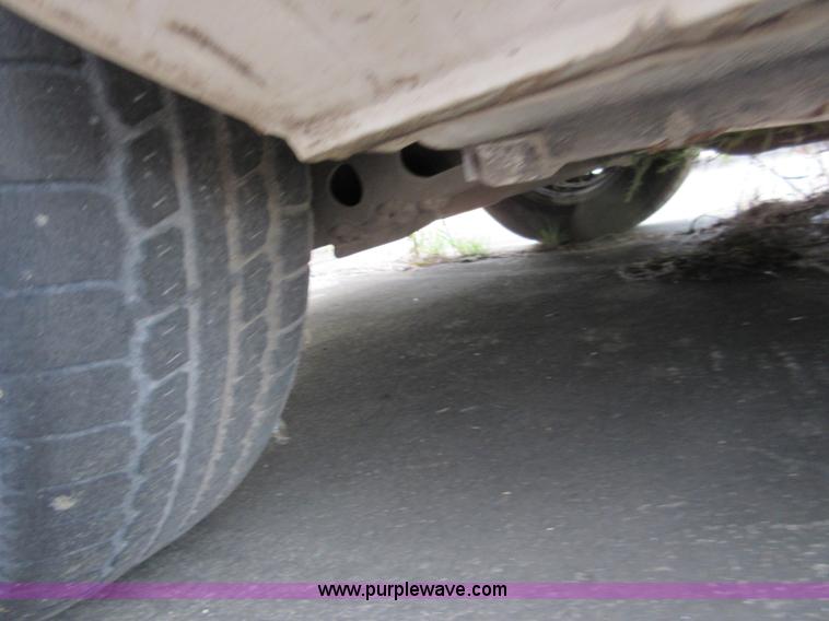 image for item I2033 1997 Chevrolet Cavalier