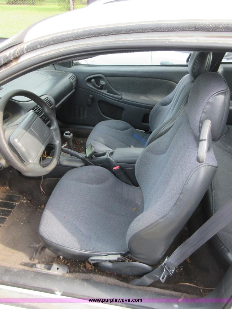 image for item I2033 1997 Chevrolet Cavalier