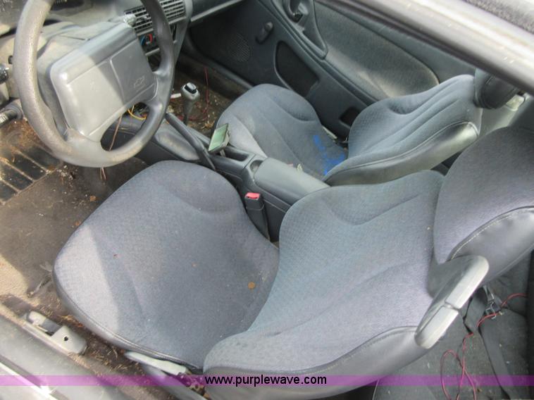 image for item I2033 1997 Chevrolet Cavalier