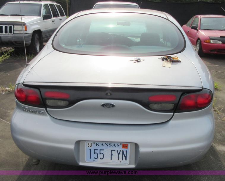image for item I2034 1999 Ford Taurus SE