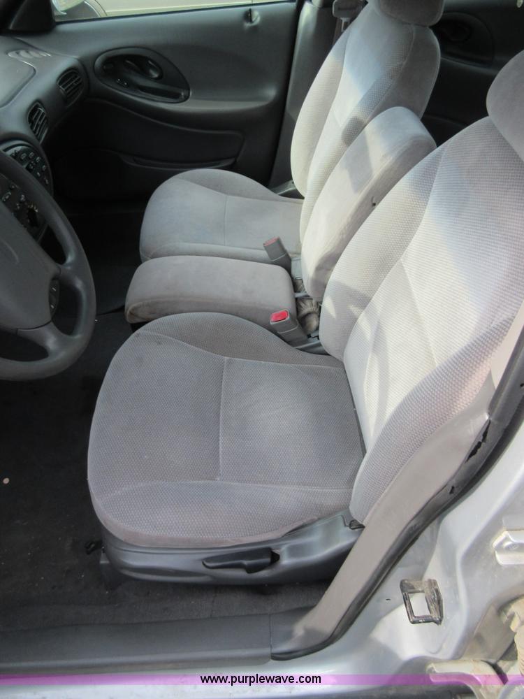 image for item I2034 1999 Ford Taurus SE