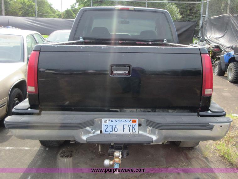 image for item I2035 1998 Chevrolet 1500 Ext. Cab pickup truck