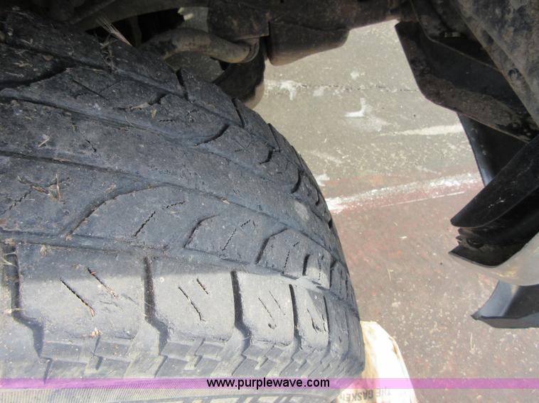 image for item I2035 1998 Chevrolet 1500 Ext. Cab pickup truck