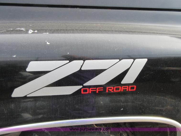 image for item I2035 1998 Chevrolet 1500 Ext. Cab pickup truck