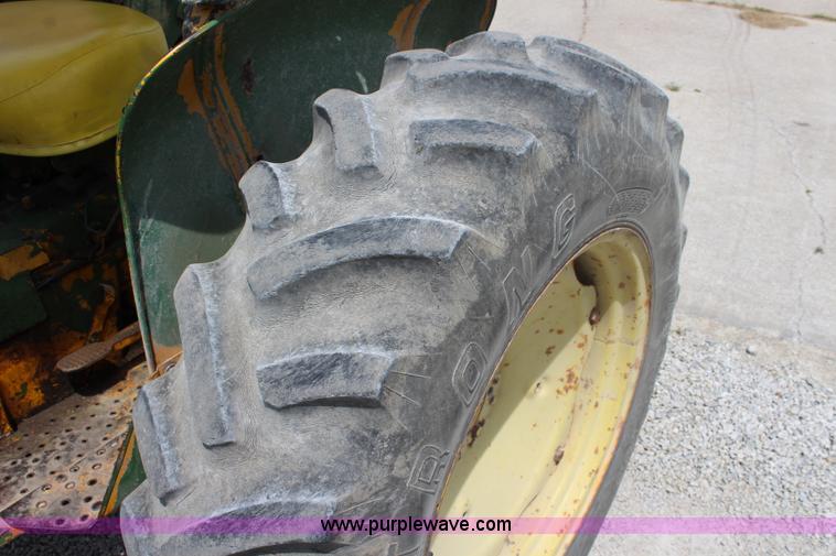 image for item J5798 John Deere 302 tractor