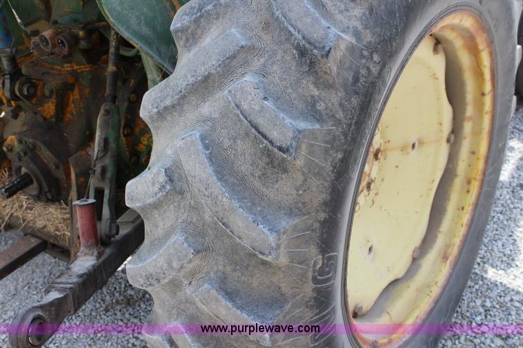 image for item J5798 John Deere 302 tractor