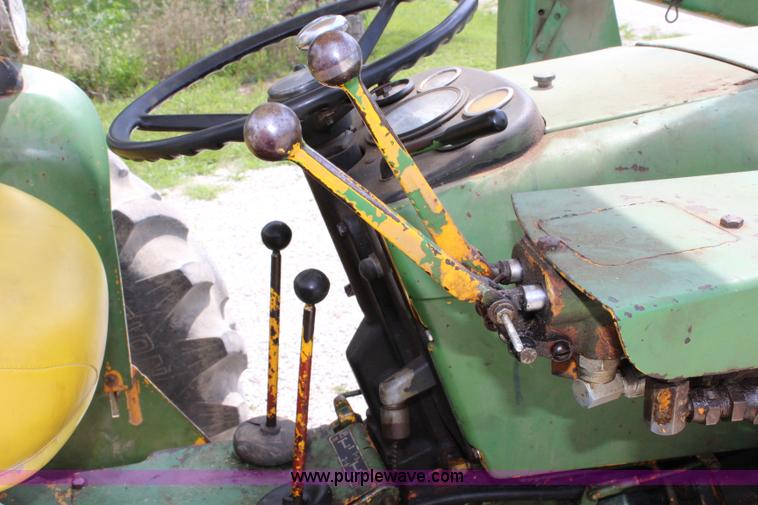 image for item J5798 John Deere 302 tractor