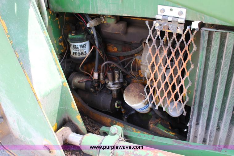 image for item J5798 John Deere 302 tractor