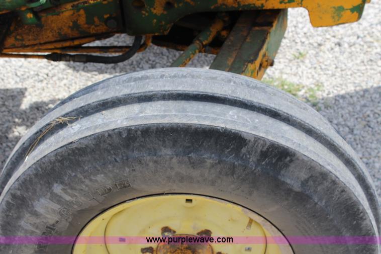 image for item J5798 John Deere 302 tractor