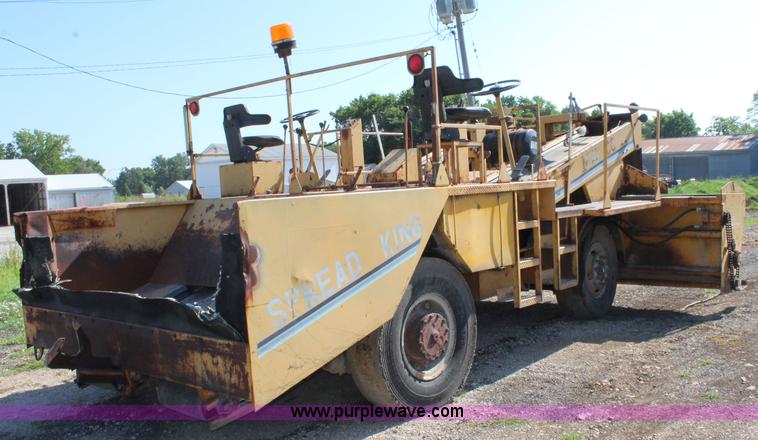 image for item J5816 1991 W.H. Manufacturing WHS chip spreader