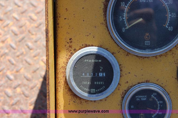 image for item J5816 1991 W.H. Manufacturing WHS chip spreader