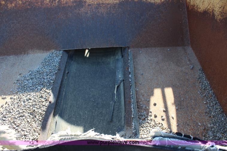 image for item J5816 1991 W.H. Manufacturing WHS chip spreader