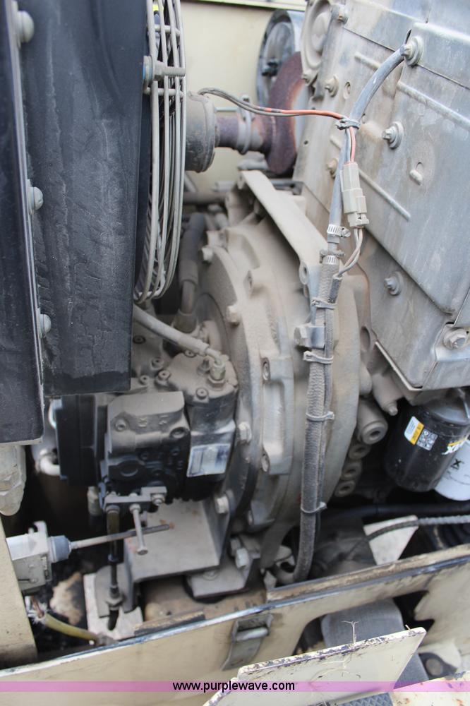 image for item J5832 1996 Ingersoll Rand DD-22 smooth double drum roller compactor