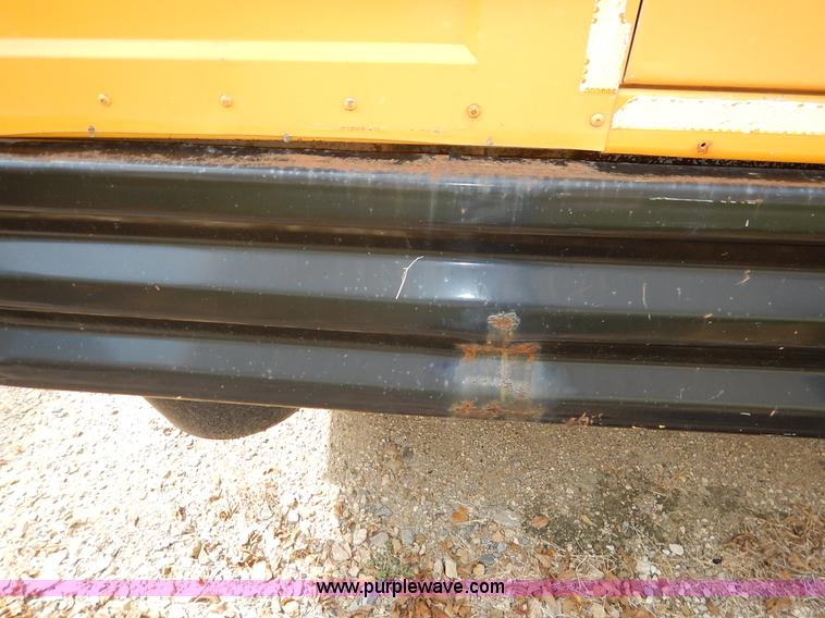 image for item J6477 1995 GMC Vandura G3500 school bus