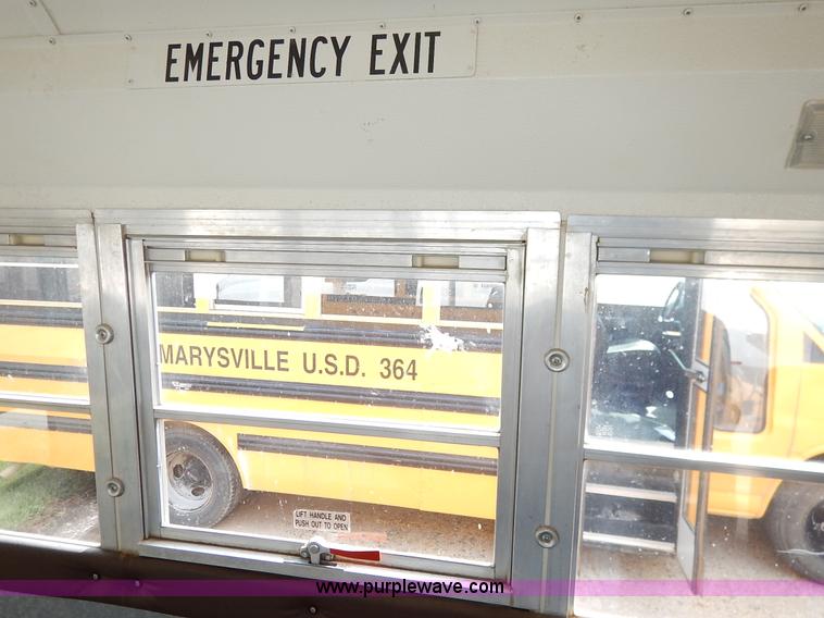 image for item J6477 1995 GMC Vandura G3500 school bus