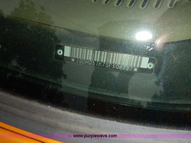 image for item J6477 1995 GMC Vandura G3500 school bus