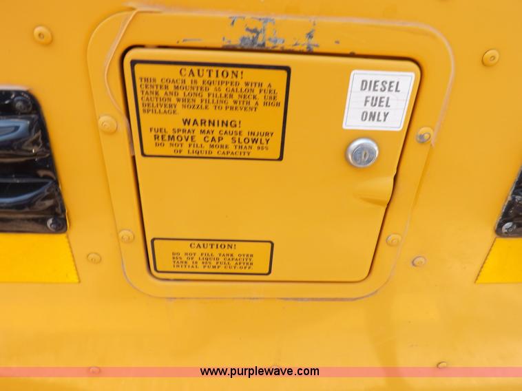 image for item J6864 2005 Ford E450 Super Duty school bus