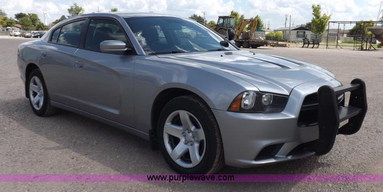 image for item J6870 2011 Dodge Charger Police