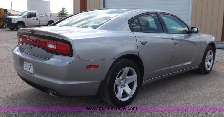 image for item J6870 2011 Dodge Charger Police
