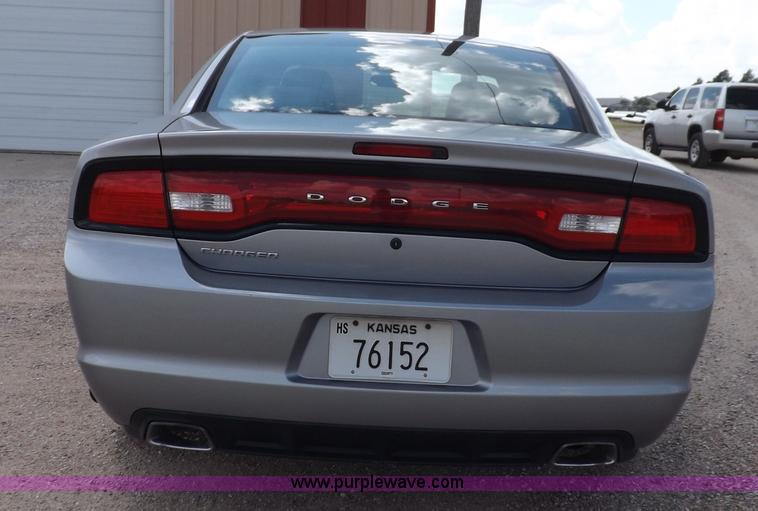 image for item J6870 2011 Dodge Charger Police