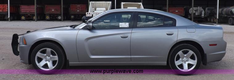 image for item J6870 2011 Dodge Charger Police