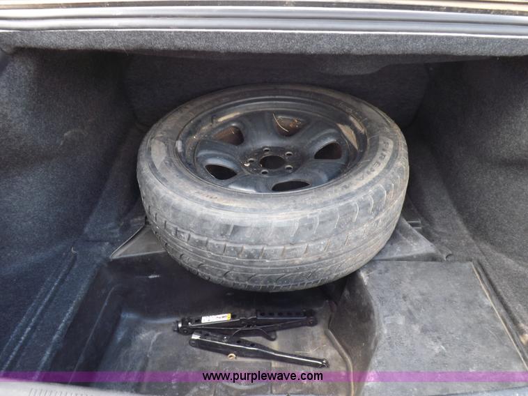 image for item J6870 2011 Dodge Charger Police