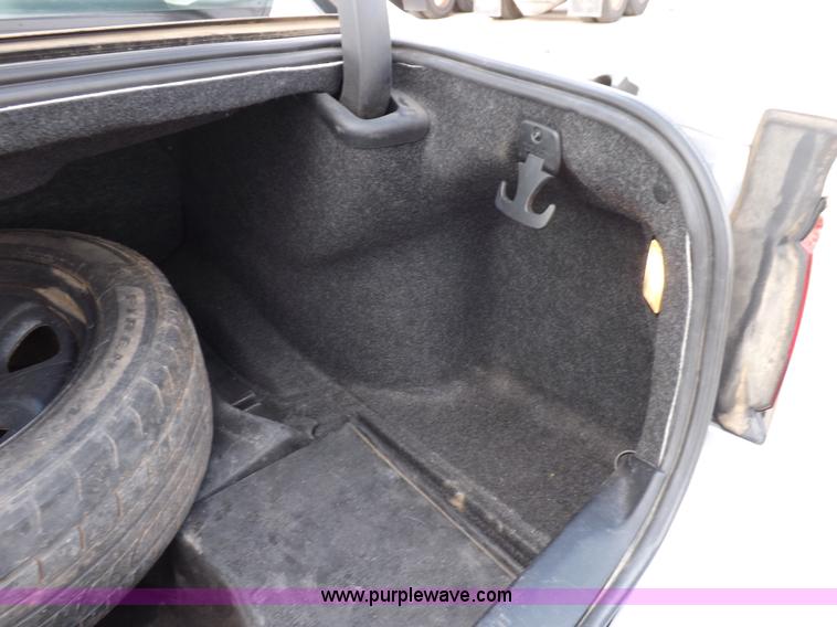 image for item J6870 2011 Dodge Charger Police