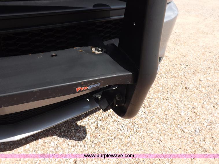 image for item J6870 2011 Dodge Charger Police