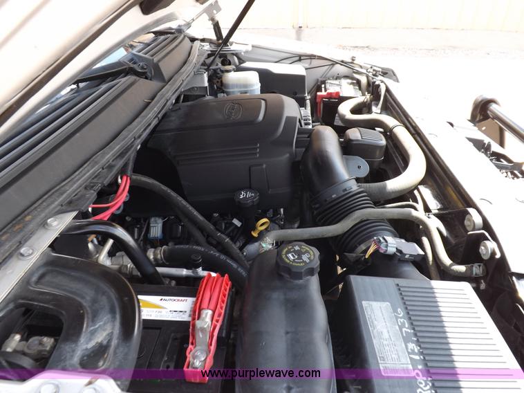 image for item J6871 2010 Chevrolet Tahoe SUV