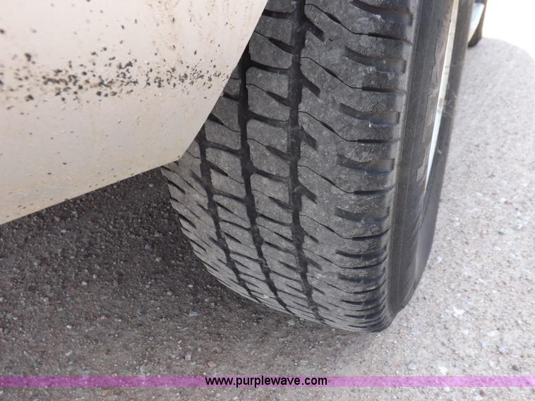 image for item J6871 2010 Chevrolet Tahoe SUV