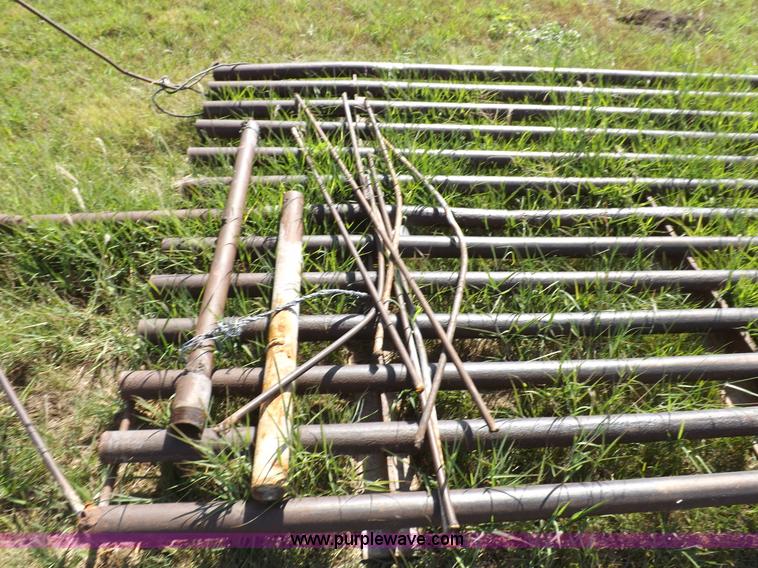 image for item J6892 Cattle guard