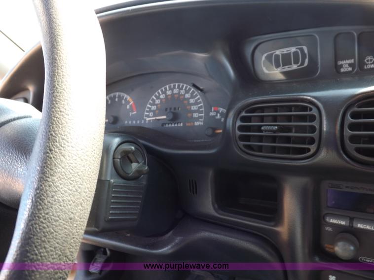 image for item J6917 2003 Pontiac Grand Prix SE