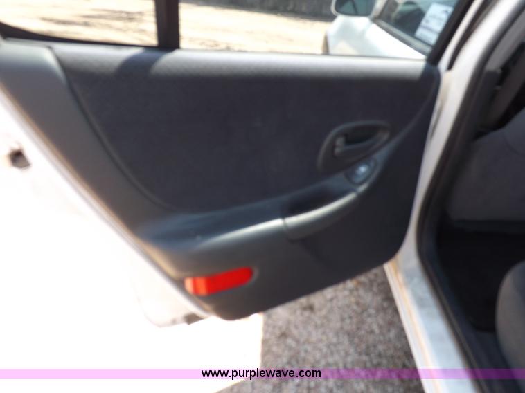 image for item J6917 2003 Pontiac Grand Prix SE