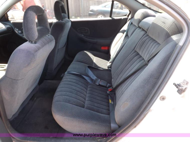 image for item J6917 2003 Pontiac Grand Prix SE