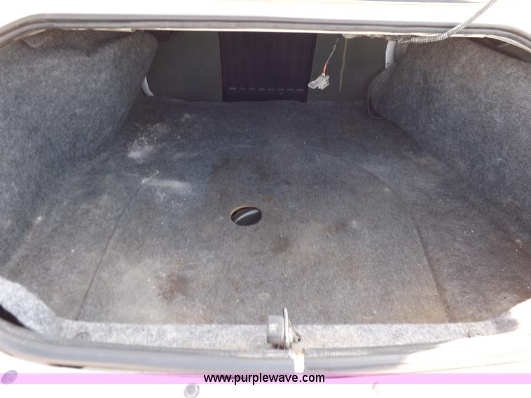 image for item J6917 2003 Pontiac Grand Prix SE