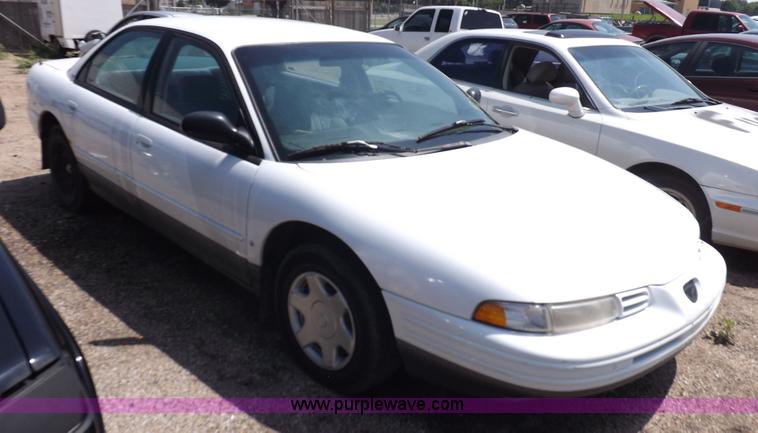 image for item J6919 1994 Eagle Vision ESi