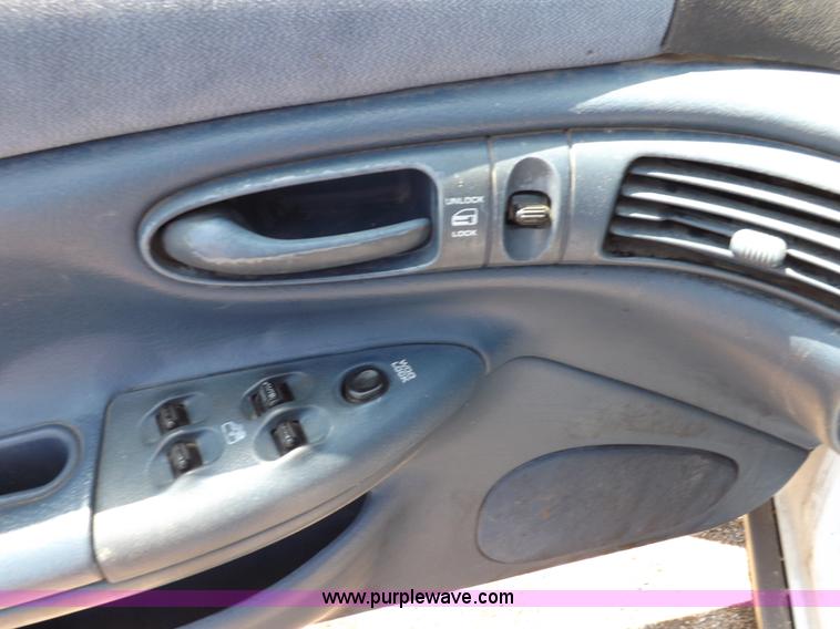 image for item J6919 1994 Eagle Vision ESi