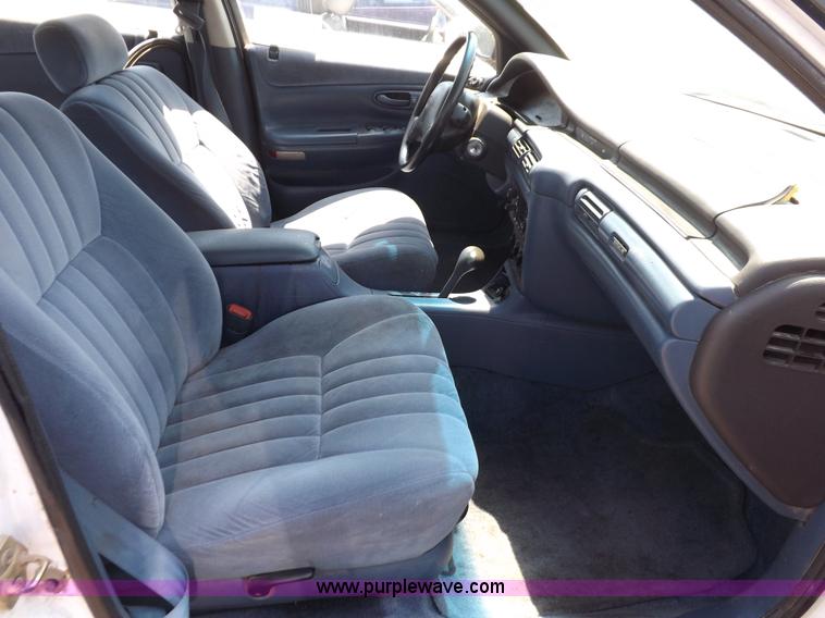 image for item J6919 1994 Eagle Vision ESi