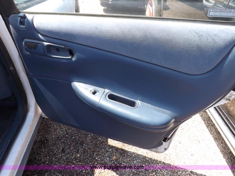 image for item J6919 1994 Eagle Vision ESi