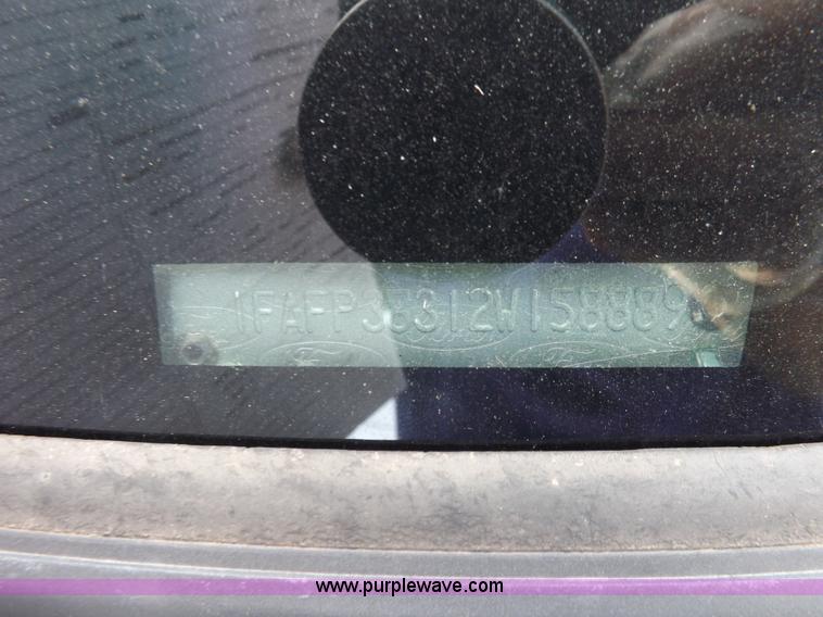 image for item J6921 2002 Ford Focus ZTS