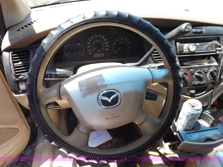 image for item J6925 2000 Mazda MPV LX